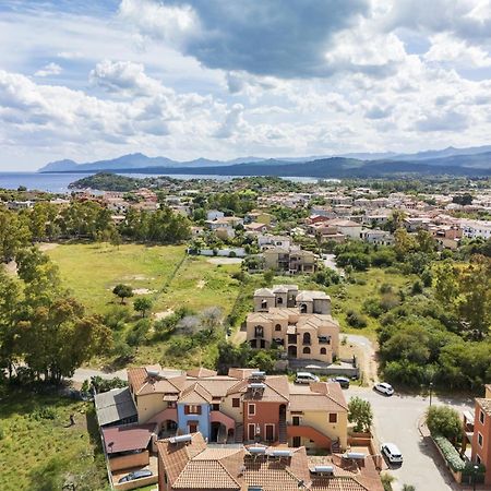 Bilocale N 10 Arbatax Vicino Al Mare Apartment Luaran gambar