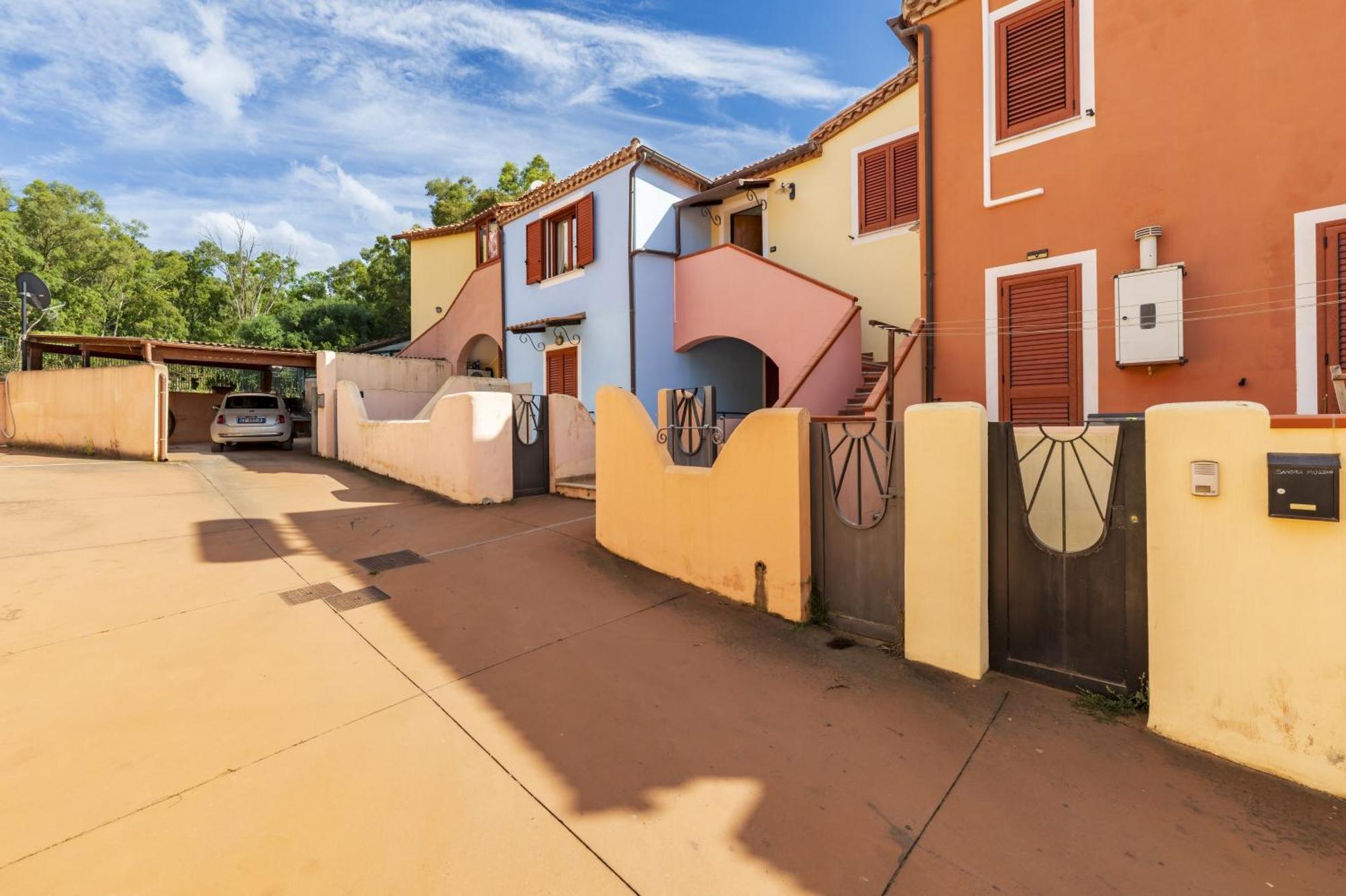 Bilocale N 10 Arbatax Vicino Al Mare Apartment Luaran gambar
